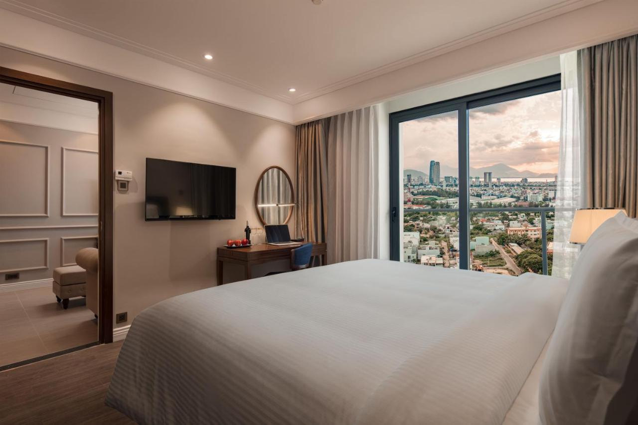Luxury Beach Condo 5-Star, Rooftop Pool Дананг Екстериор снимка
